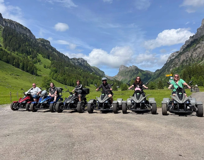 interlaken-quadtours-sommer-tour-gruppe-suldtal.jpg