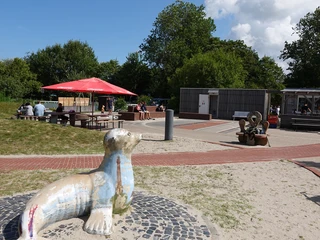 In- und Outdoor-Kinderspielpark "Kap Hoorn"