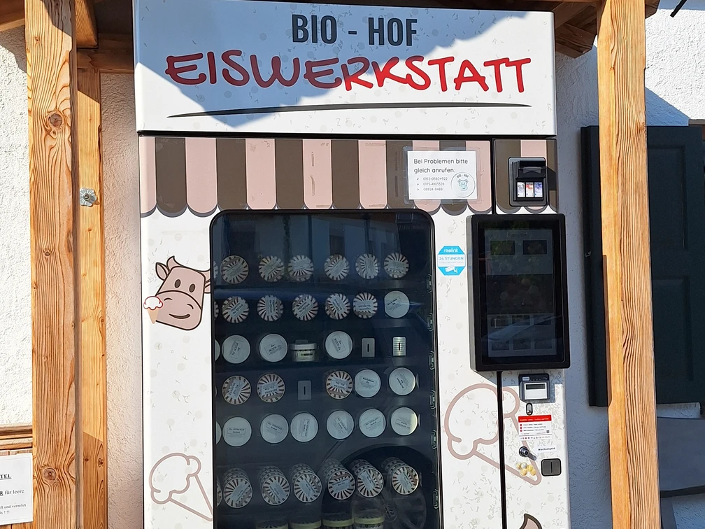 Eisautomat Dorfbachstrasse.jpg