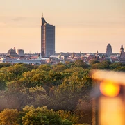 Ihre Tagung & Konferenz in Leipzig: Blick vom Wackelturm im Rosental über die Stadt Tagung & Konferenz Leipzig Convention: Blick vom Wackelturm im Rosental über die StadtMeeting & conference Leipzig convention: View over the city from the "Wackelturm" viewing platform in Rosental Park