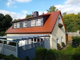 Sitzecke und kleine Liegewiese