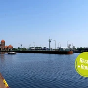 Minden - Kanal-Weser-Route.png Das Bild zeigt die beiden Schleusenanlagen im Oberhafen von Minden.