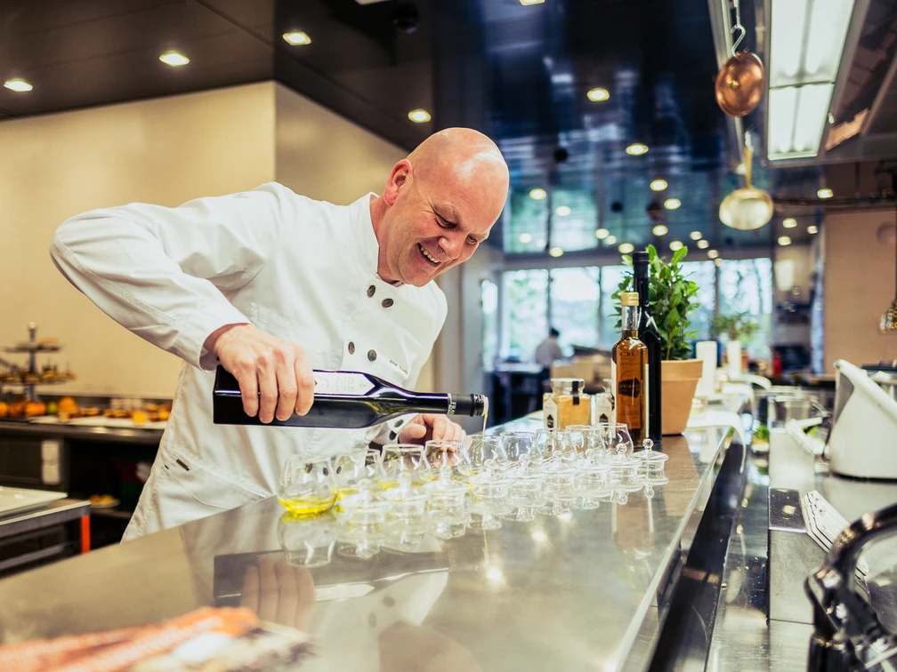 Hotel_Montana_Kitchen_Club_Olivenoeltasting.jpg