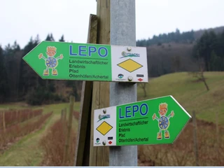 LEPO Schilder klein © Tourist-Info Ottenhöfen