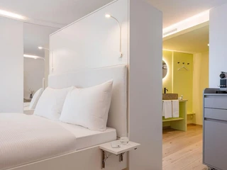 DAS MORGEN Neuro Campus Hotel