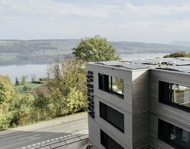 Beinwil am See_Aparthotel_Aussenansicht_Drohne.jpeg