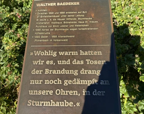 Kunststele Walther Baedeker