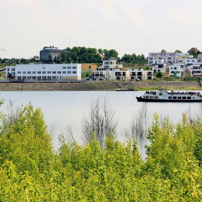 Blick auf den Zwenkauer Hafen