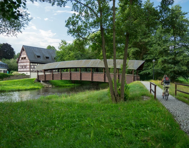 Altes Gut und Elsterbrücke in Weischlitz
