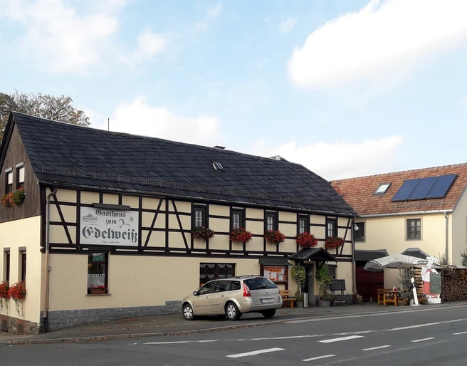 Gasthaus zum Edelweiß in Möschwitz an der Talsperre Pöhl