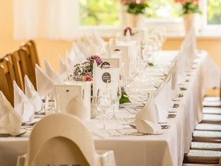 gedeckte Festtafel