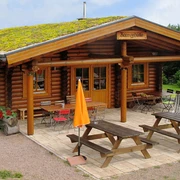 Beerenhütte im Sommer