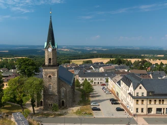 Blick auf die Kirche in Schöneck