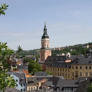 Blick auf die Stadtkirche St. Marien und das Untere Schloss Greiz