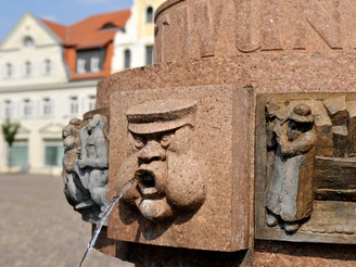 Ringelnatz Brunnen am Marktplatz Wurzen