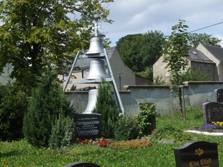 Alte Glocken Kirche Reuth