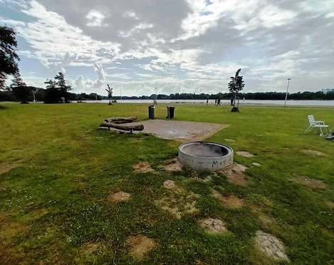 Grillplatz Salzgittersee Ostufer mit Seesicht