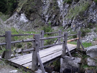 Wanderung vom Fieschertal über Fiesch nach Lax via "Laggeraweg"