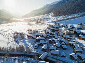 Bergdorf Reckingen von oben