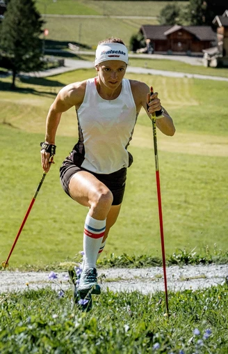 Trailrunning mit Stöcken