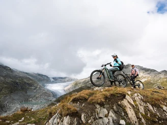 Furkatrail mit eindrücklichem Panorama