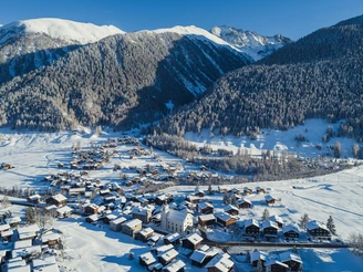 Bergdorf Reckingen mit Dorfteil Überrotten