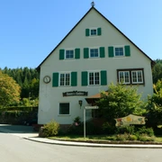 Außenansicht des Haus des Gastes in Tonbach