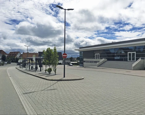 ZOB + Parkplatz Sporthalle und Festhalle Pfalzgrafenweiler