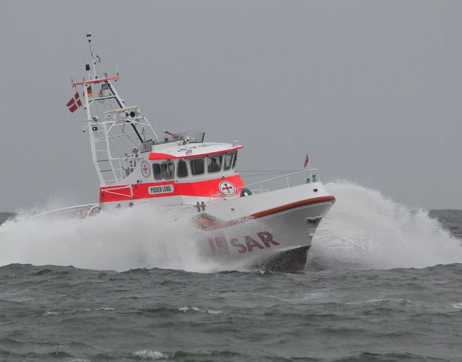 © Die Seenotretter - DGZRS I Manuel Miserok_Schiff 02.jpg