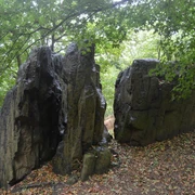 “Naumann-Heim-Felsen“ auf dem Kleinen Berg