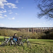 Göltzschtalbrücke mit Radfahrer