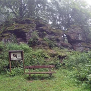 Geotop Hirschenstein am Eingang des Steinbachtales