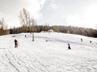 Rodelhang Tannenmühlbergl Erlbach im Winter