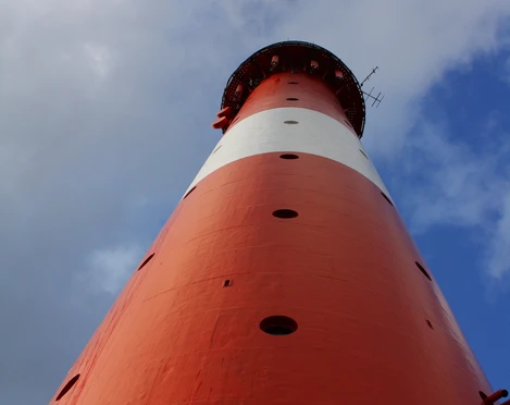 Hörnumer Leuchtturm von unten.JPG