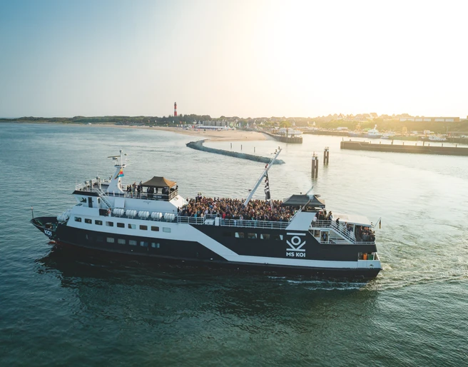 © Adler-Schiffe I Axel Steinbach_MS KOI am Hörnumer Hafen.jpg