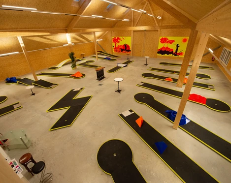 Indoor_Minigolf_Publikumsgolf_Rottal_02.jpg