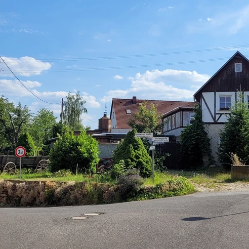 Abzweig Nadelwitzer Straße - Schafbergstraße