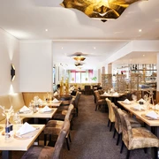 2024.05_SchokoladenHotel0090_Restaurant_Finals_Web.jpg