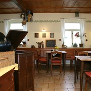 Blick in das Gasthaus Grünes Tal