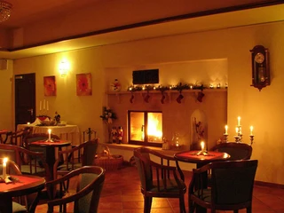 Restaurant im Elbhotel in Winterstimmung
