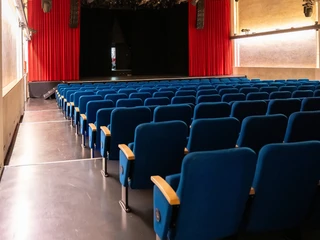 Frankfurt Neues Theater Höchst neues Theater Höchst Theatersaal mit blauen Sessel Blick zur Bühneneues Theater Höchst theater hall with blue armchairs View to the stage