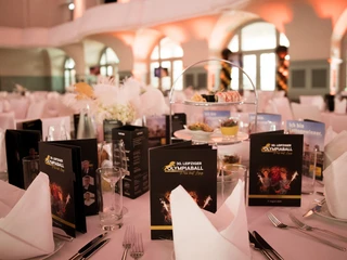 KONGRESSHALLE am Zoo: Eventlocation für Ihre Tagung & Konferenz in Leipzig KONGRESSHALLE am Zoo: Olympiaball in der Eventlocation für Tagung & Konferenz Leipzig Convention