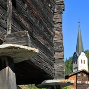 Wanderung von Fiesch via Ernen, Mühlebach, Steinhaus nach Niederwald