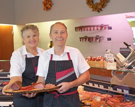 Richard et Theres Felder dirigent la boucherie avec beaucoup de passion.
