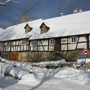 23 11 24 Hirtenhaus im Schnee