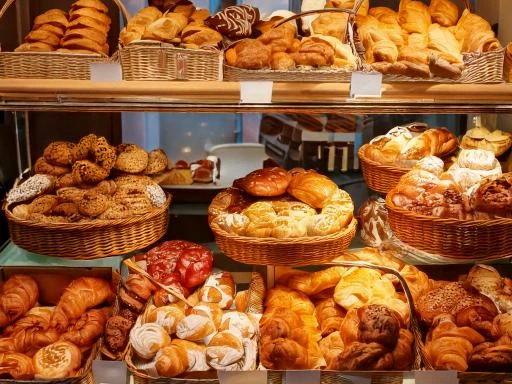 Firefly Bäckerei Auslage mit süßen teilchen 55257.jpg