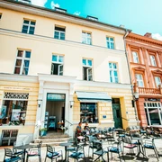 Kaffee Bar.