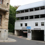 Außenansicht Parkhaus Kollonaden