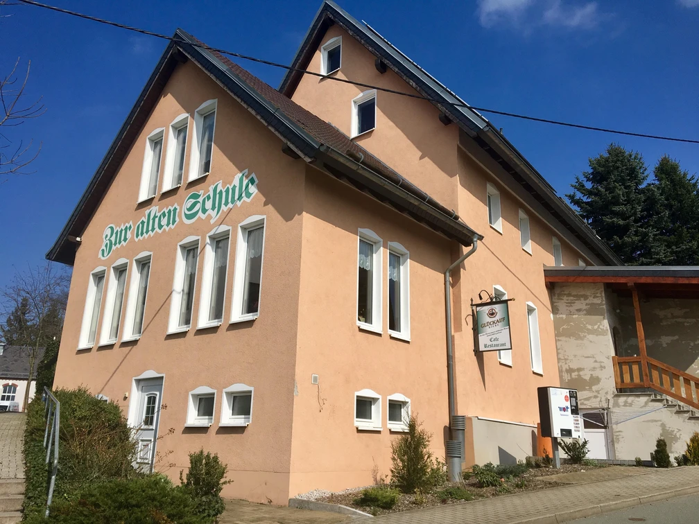 Café & Restaurant "Zur Alten Schule"