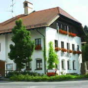 Rathaus Uffing.jpg